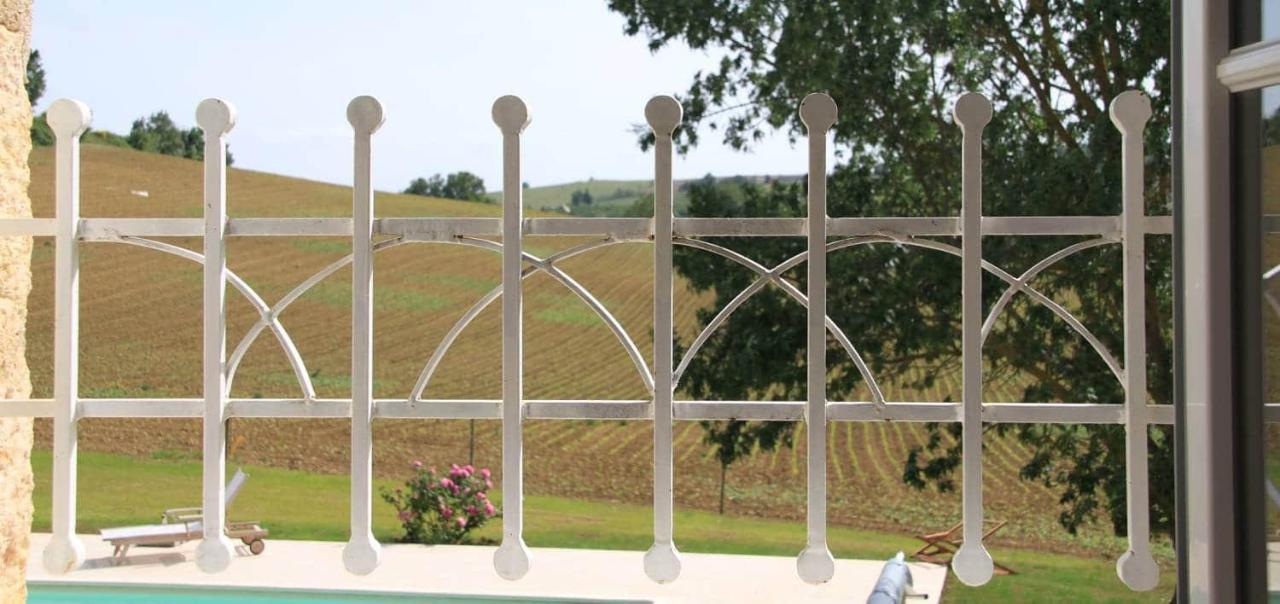 Chambres D'Hotes Le Val De La Garenne Senouillac Luaran gambar