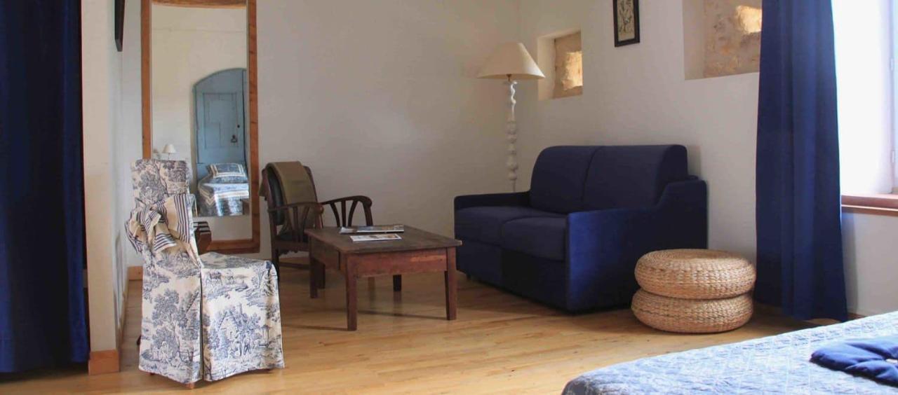 Chambres D'Hotes Le Val De La Garenne Senouillac Luaran gambar