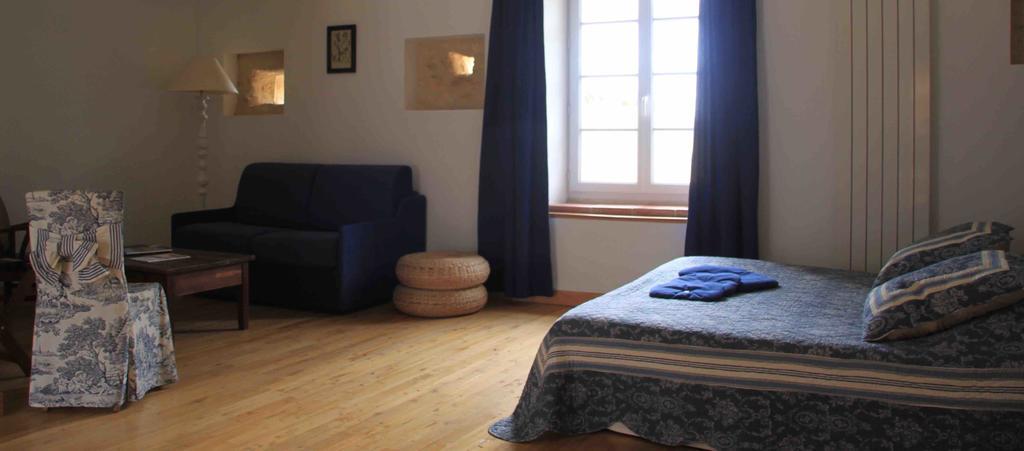 Chambres D'Hotes Le Val De La Garenne Senouillac Luaran gambar