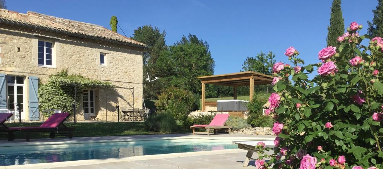 Chambres D'Hotes Le Val De La Garenne Senouillac Luaran gambar